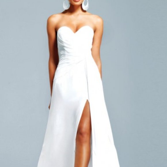 Faviana Couture 6428 Chiffon Strapless Sweetheart Evening Dress - Picture 2 of 8